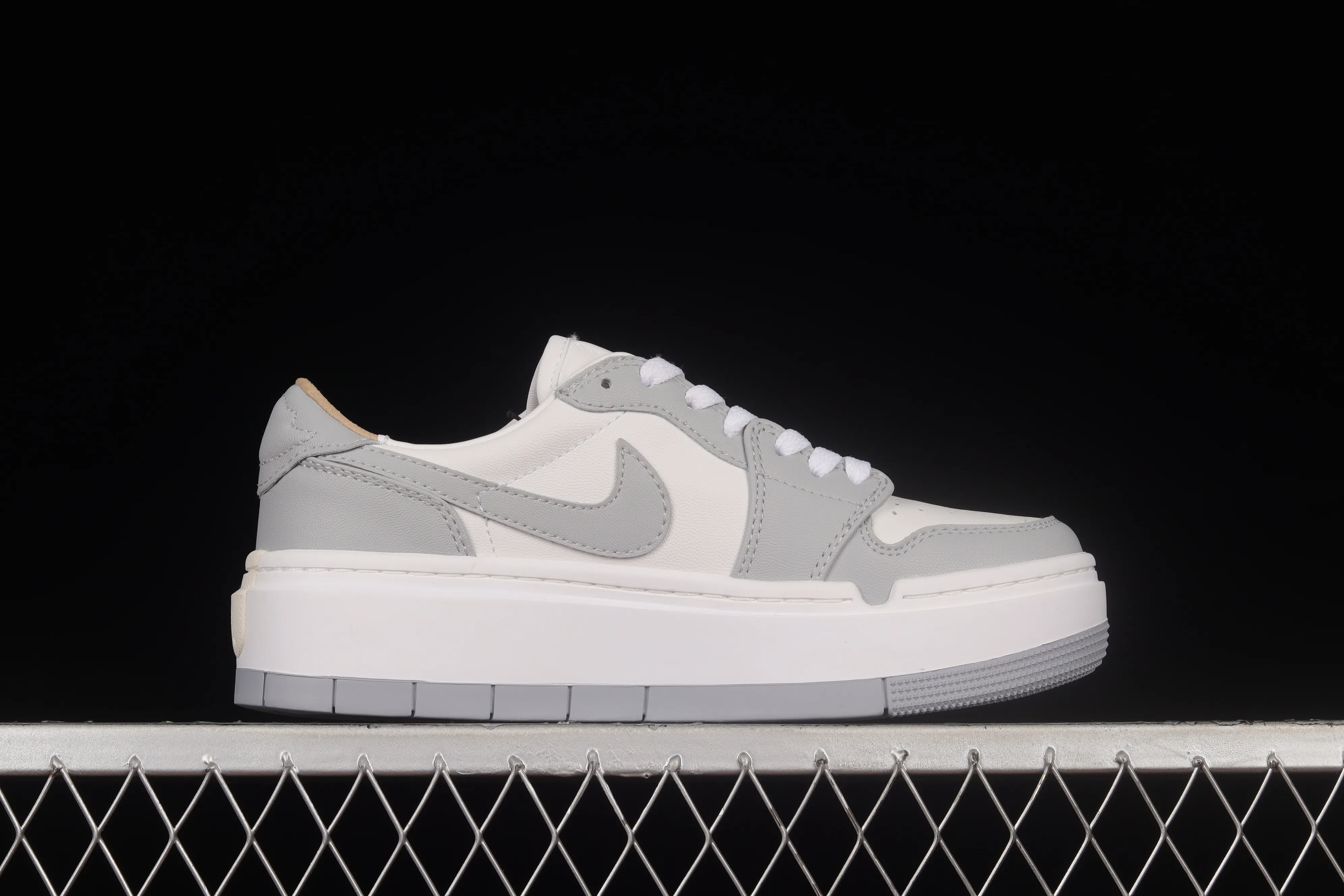 All categories Air Jordan Jordan series basketball shoes Air Jordan 1 Low Z version Air Jordan 1 Elevate Low SE "Wolf Grey" Little AJ thick-soled retro basketball shoes DH7004-100